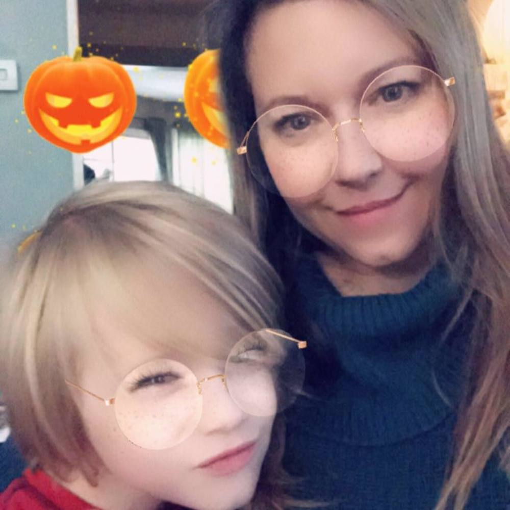 Meet your Posher, Teresa